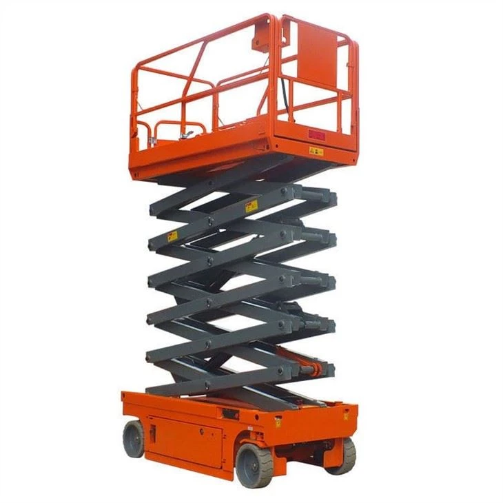 Piattaforma elevatrice a forbice semovente